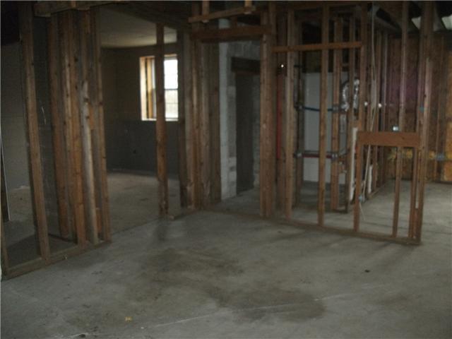 313 South Main Street Pendleton, IN 46064 - Photo 8 of 9