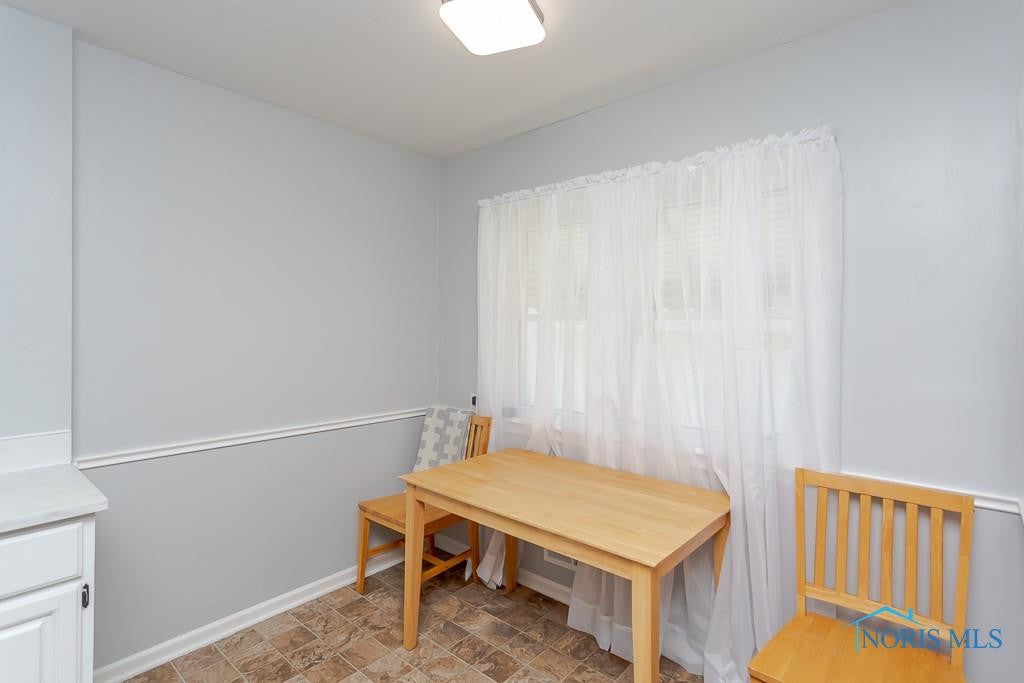 4307 Garrison Road Toledo, OH 43613 - Photo 20 of 43 Gallery Image 20