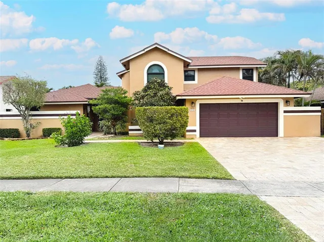 $740,000 | 8725 Southwest 56th Place, Cooper City, FL 33328