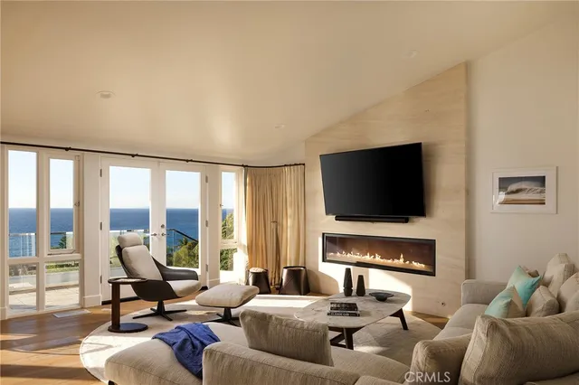 $13,495,000 | 52 North Portola, Laguna Beach, CA 92651