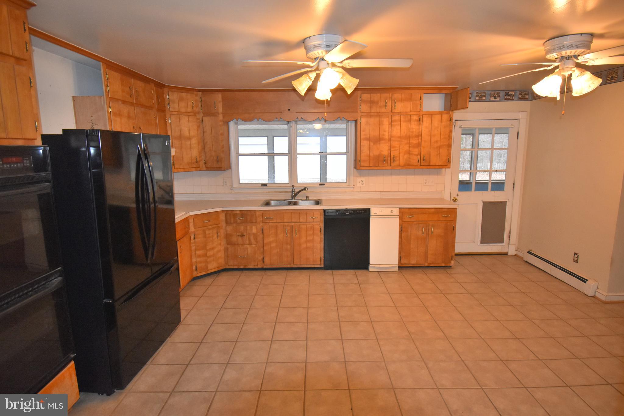 3551 Patuxent Road Huntingtown, MD 20639 - Photo 3 of 18