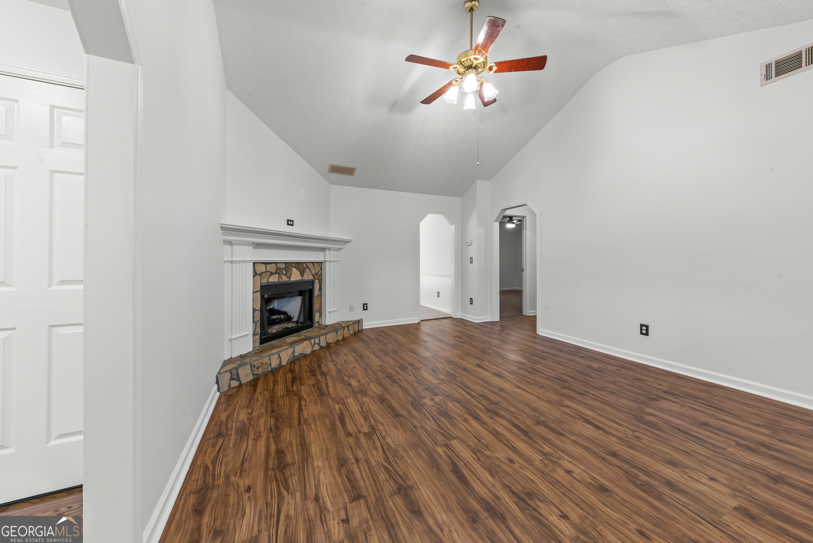 1451 Double Bridges Road Madison, GA 30650 - Photo 15 of 70
