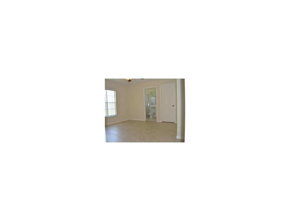 131 Maggie Way Sebastian, FL 32958 - Photo 4 of 19