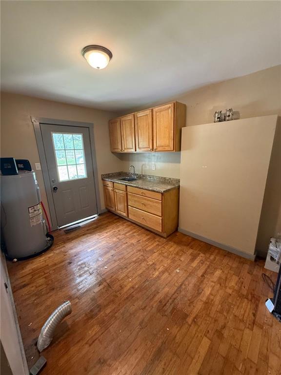 400 Bryant Road Summerville, GA 30747 - Photo 8 of 12 an empty room with windows