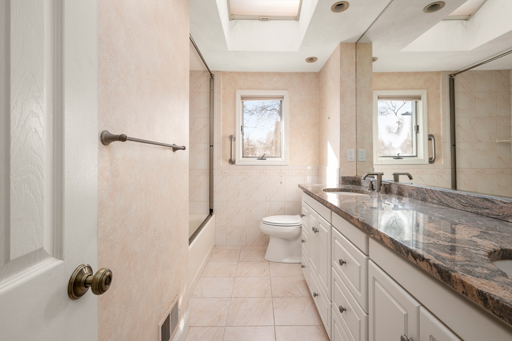 26 Arcadia Road Norwood, MA 02062 - Photo 15 of 41