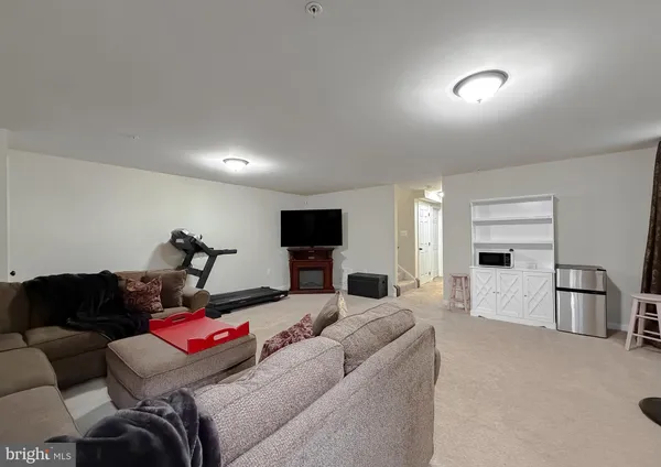 $399,999 | 21165 Lizmill Way, Lexington Park, MD 20653