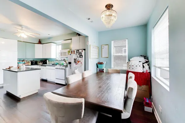 $549,900 | 3324 North Kostner Avenue, Chicago, IL 60641