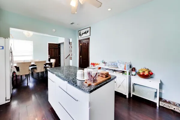 $549,900 | 3324 North Kostner Avenue, Chicago, IL 60641