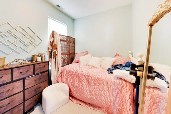 $549,900 | 3324 North Kostner Avenue, Chicago, IL 60641