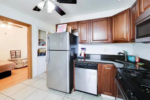 $549,900 | 3324 North Kostner Avenue, Chicago, IL 60641