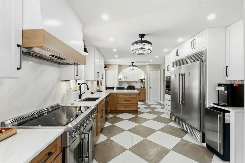 1825 Clubhouse Road Lakeland, FL 33813 - Photo 20 of 68