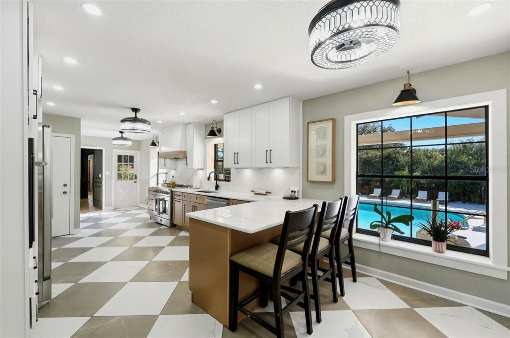 1825 Clubhouse Road Lakeland, FL 33813 - Photo 24 of 68