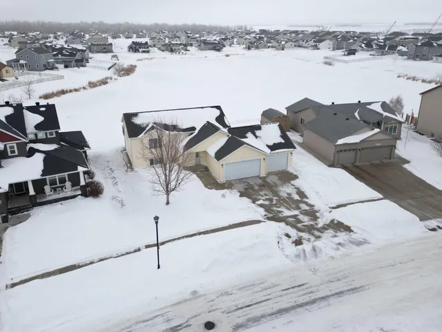 $370,000 | 1265 Goldenwood Drive, West Fargo, ND 58078