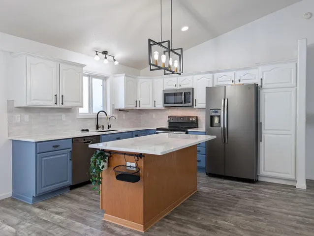 $370,000 | 1265 Goldenwood Drive, West Fargo, ND 58078