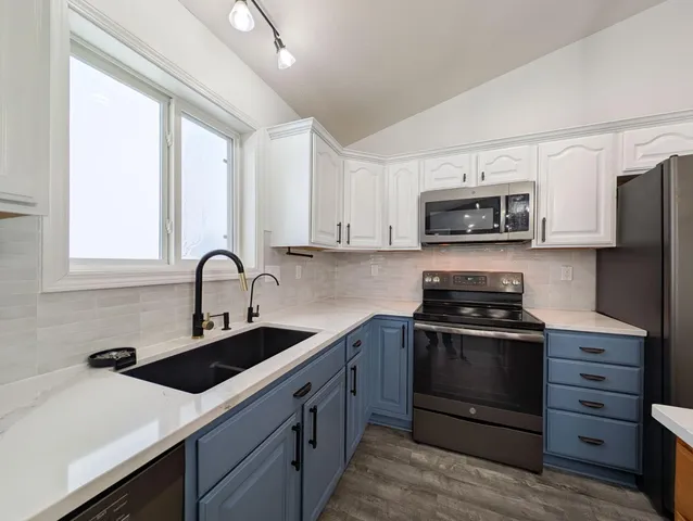 $370,000 | 1265 Goldenwood Drive, West Fargo, ND 58078