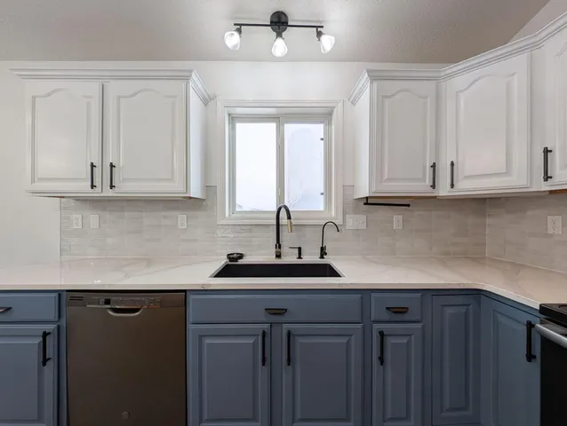 $370,000 | 1265 Goldenwood Drive, West Fargo, ND 58078