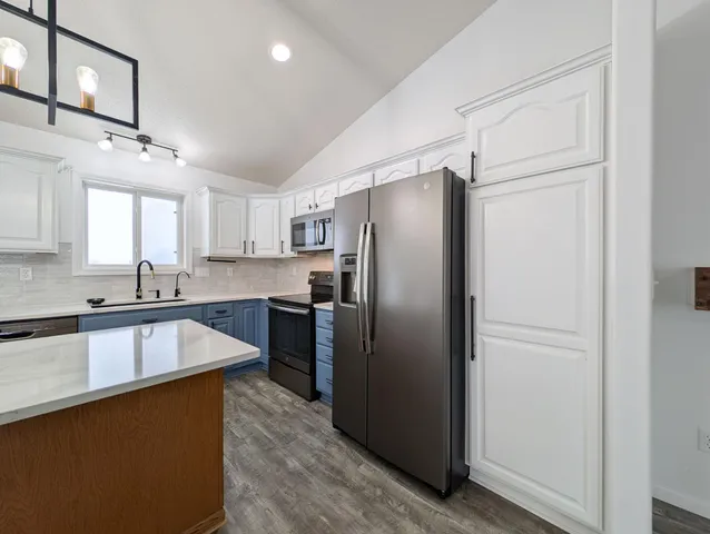 $370,000 | 1265 Goldenwood Drive, West Fargo, ND 58078