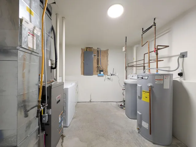 $370,000 | 1265 Goldenwood Drive, West Fargo, ND 58078