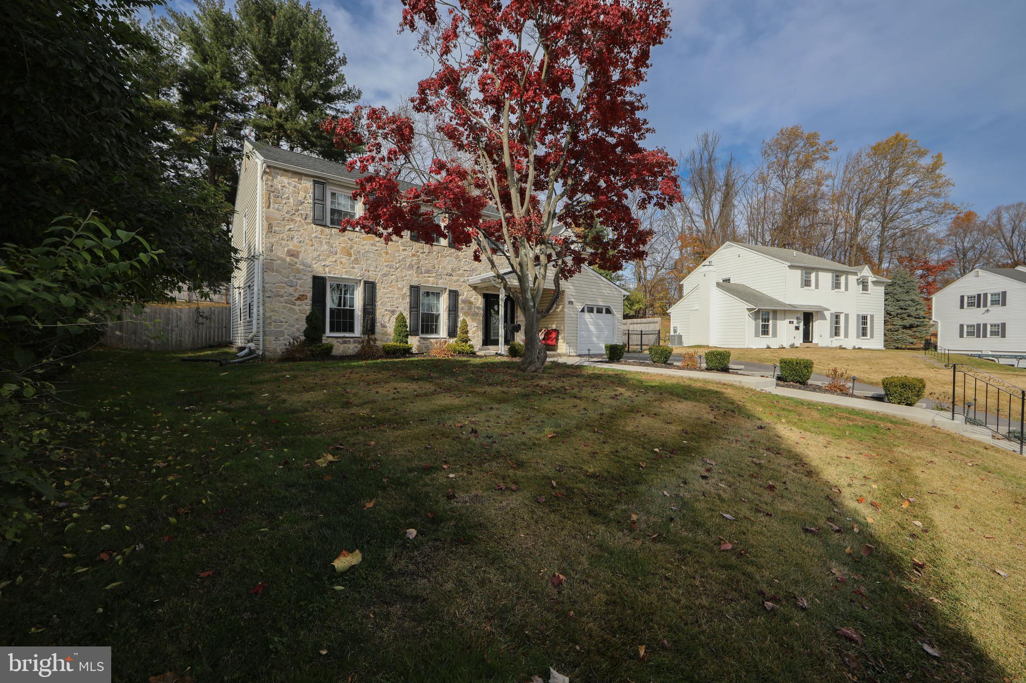 406 Ridge Lane Springfield, PA 19064 - Photo 3 of 45