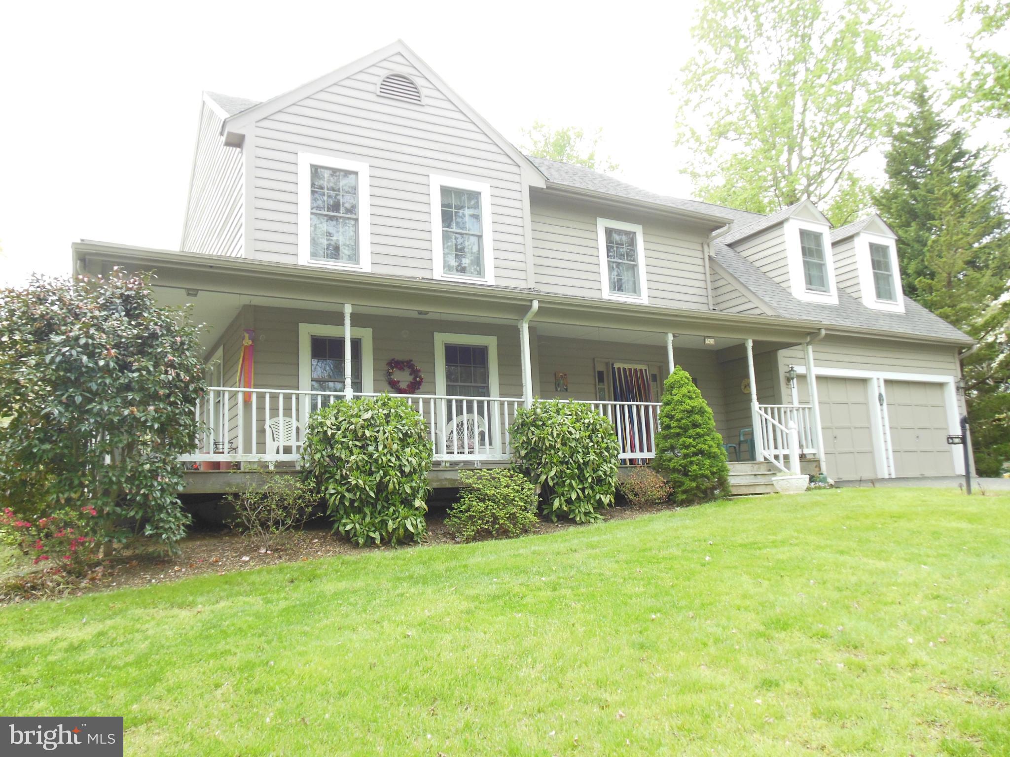 563 Laurel Court Riva, MD 21140 - Photo 25 of 30 front view of a house and a yard