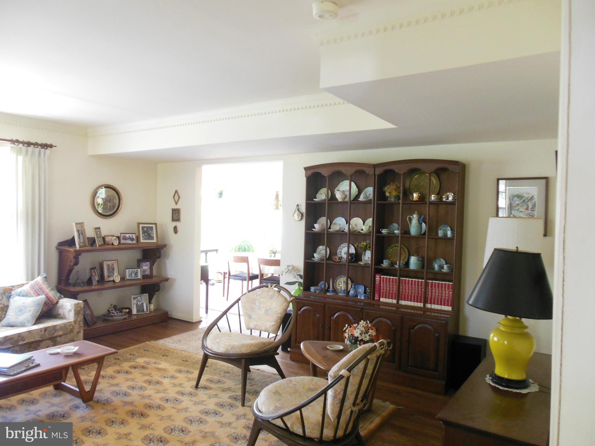 563 Laurel Court Riva, MD 21140 - Photo 8 of 30 a living room with furniture and a window