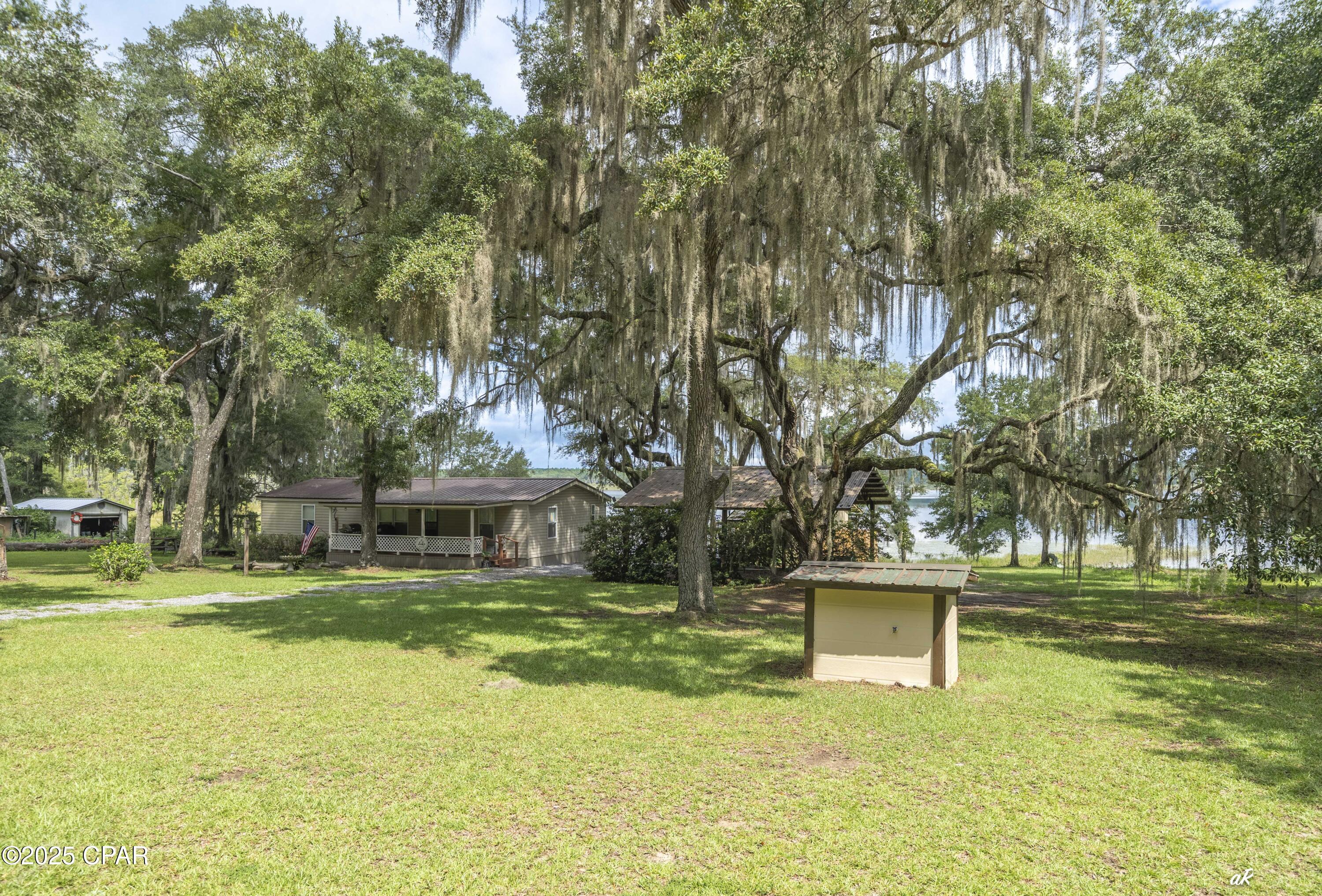 3449 Lucas Lake Road Chipley, FL 32428 - Photo 6 of 47