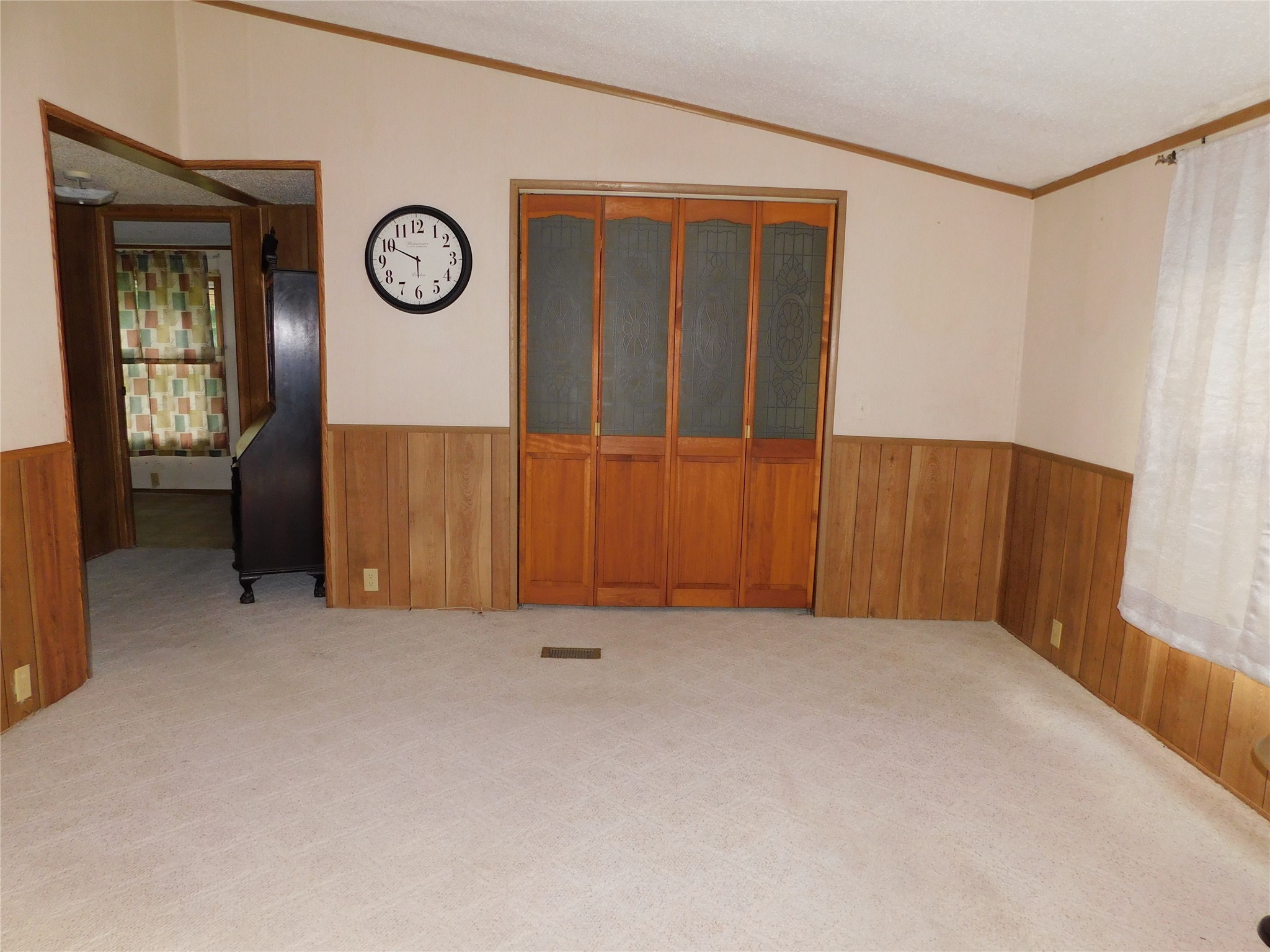 22 Prospect Street Whitney Point, NY 13862 - Photo 10 of 23