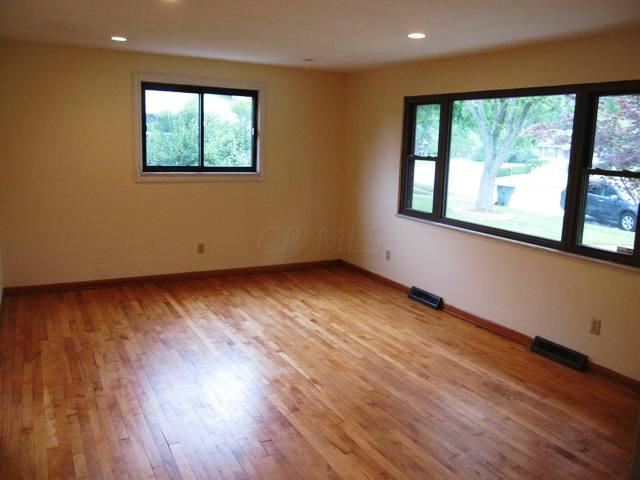 5305 Stock Road Columbus, OH 43229 - Photo 8 of 19 Gallery Image 8