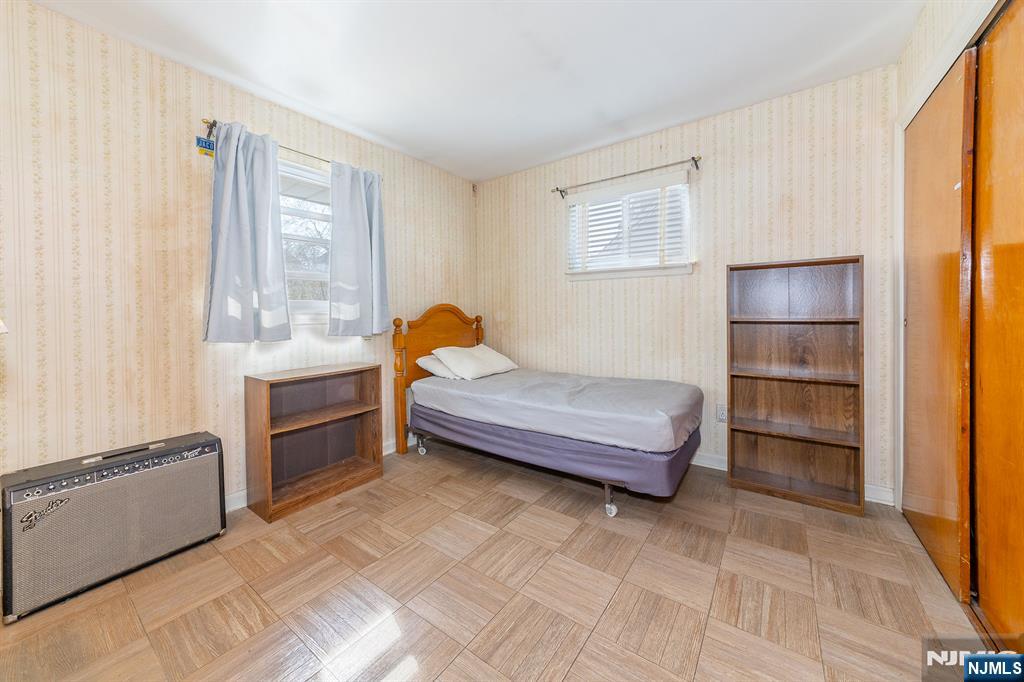 71 Hobart Avenue Rutherford, NJ 07070 - Photo 16 of 23