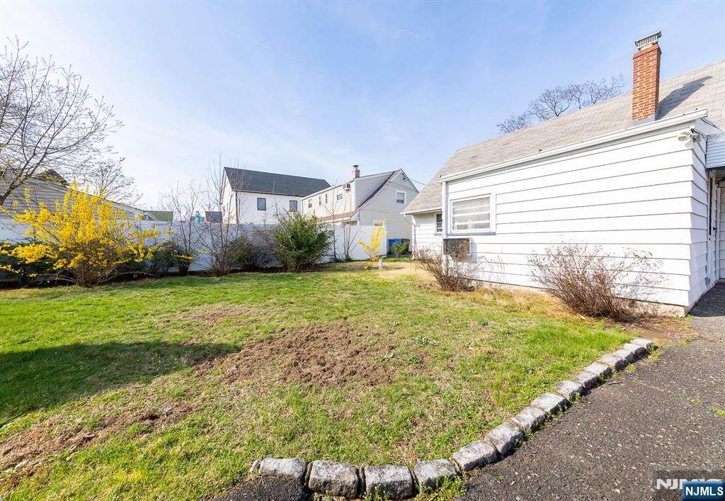 71 Hobart Avenue Rutherford, NJ 07070 - Photo 20 of 23