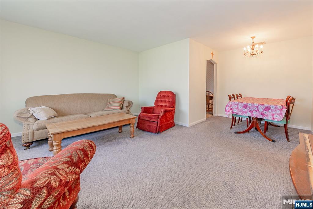 71 Hobart Avenue Rutherford, NJ 07070 - Photo 6 of 23