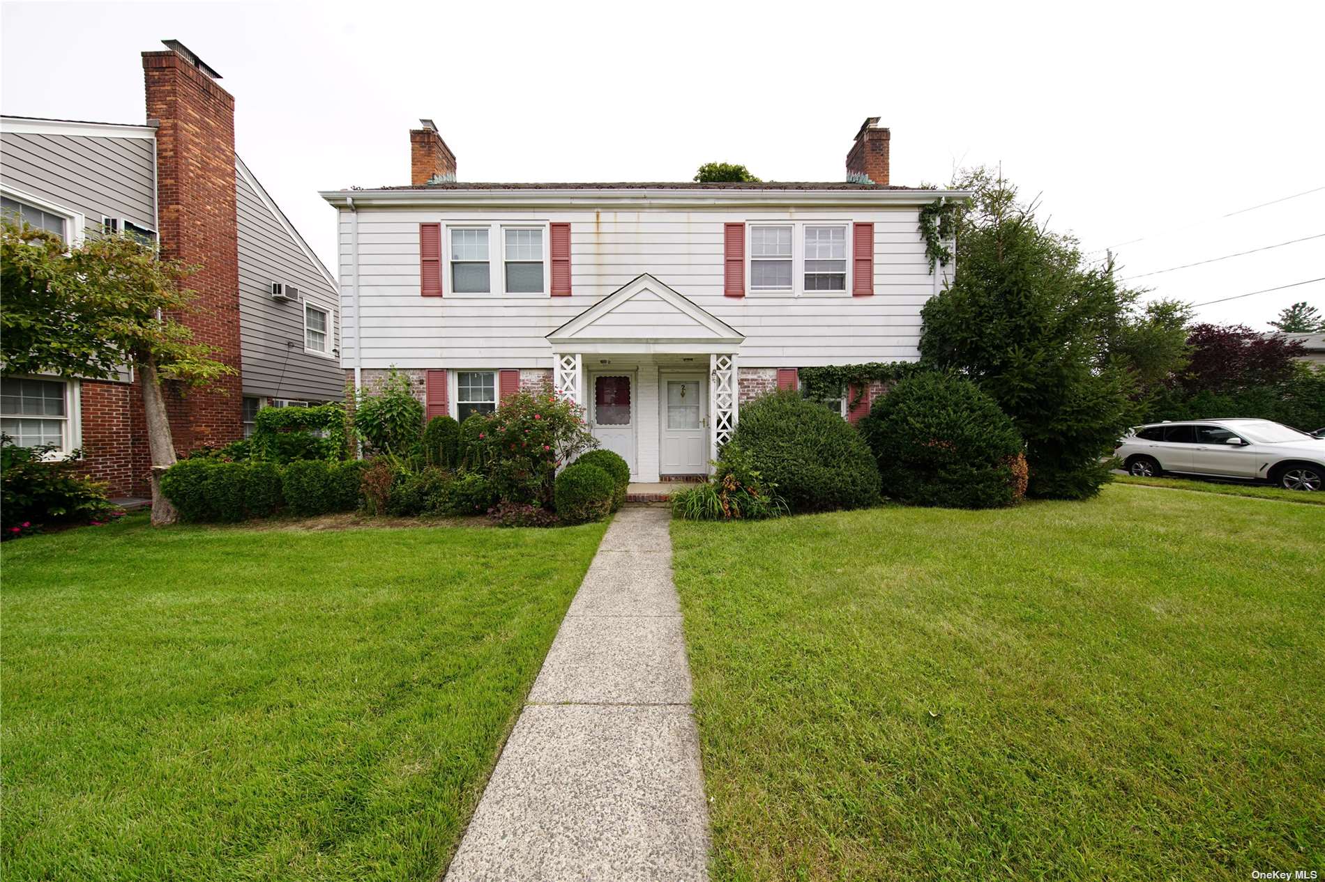 2 Bayview Court, Manhasset, NY 11030 Compass