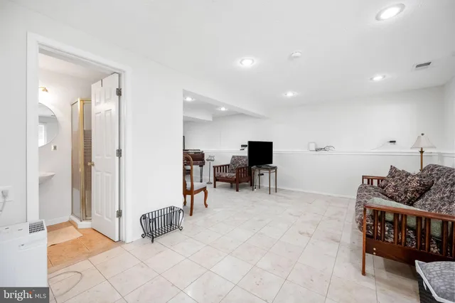 $620,000 | 5703 Oak Stake Court, Burke, VA 22015