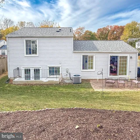 $620,000 | 5703 Oak Stake Court, Burke, VA 22015