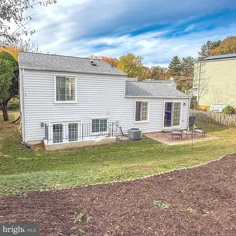 $620,000 | 5703 Oak Stake Court, Burke, VA 22015