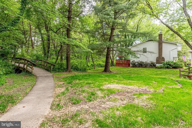 $620,000 | 5703 Oak Stake Court, Burke, VA 22015