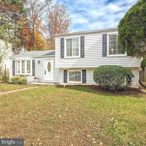 $620,000 | 5703 Oak Stake Court, Burke, VA 22015