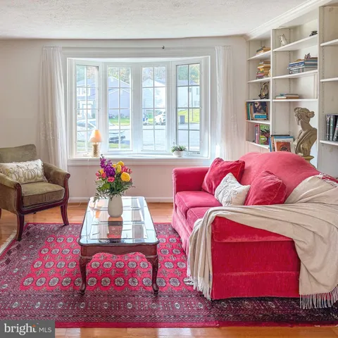 $620,000 | 5703 Oak Stake Court, Burke, VA 22015