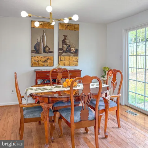 $620,000 | 5703 Oak Stake Court, Burke, VA 22015