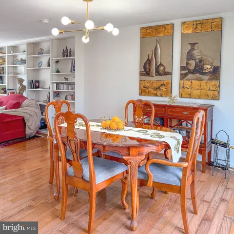 $620,000 | 5703 Oak Stake Court, Burke, VA 22015