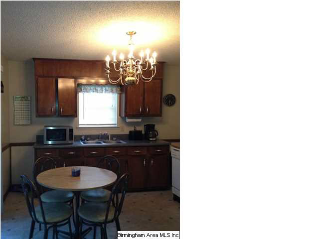 3395 Old Gap Road Bessemer, AL 35022 - Photo 6 of 31