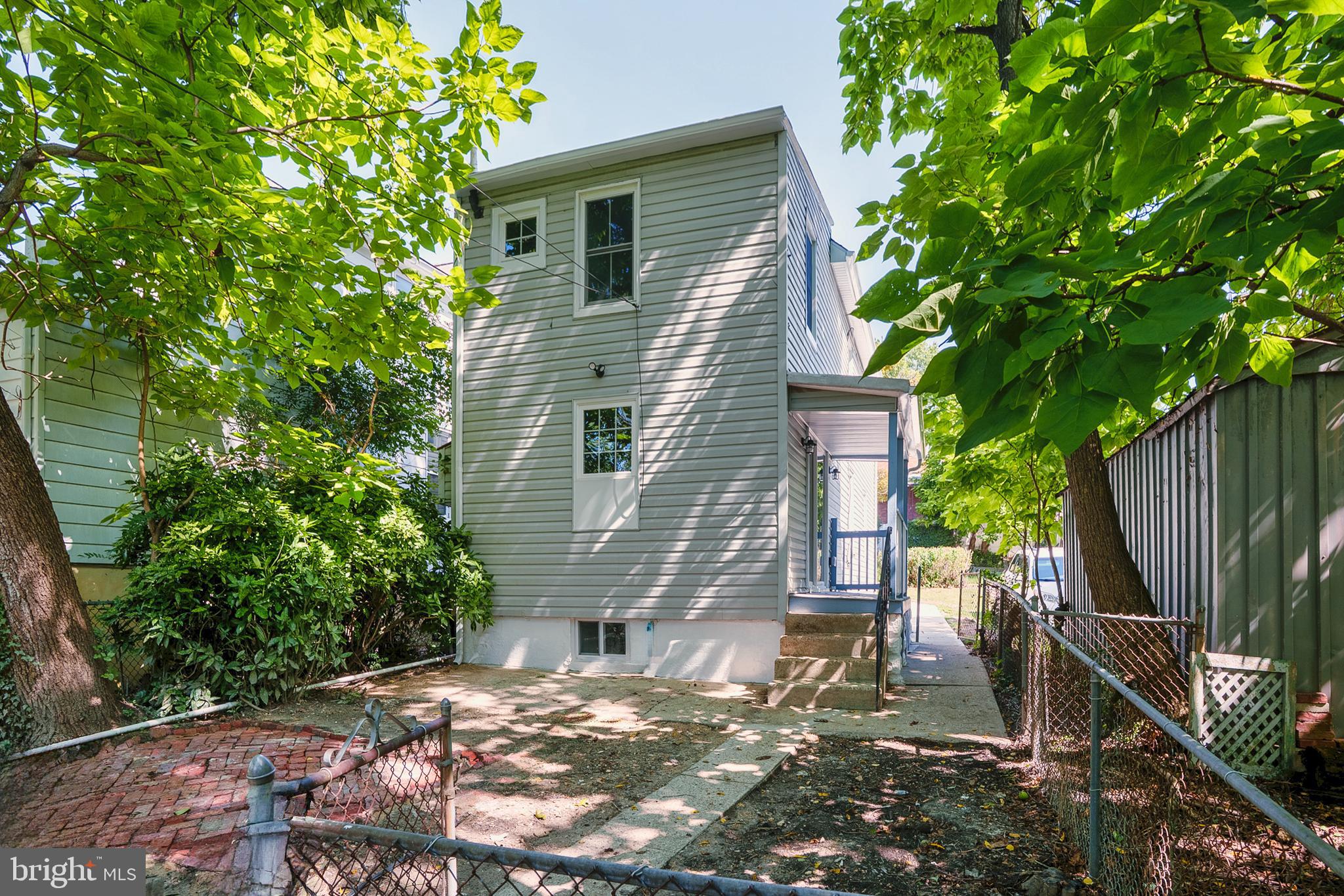 2817 Hamilton Avenue Baltimore, MD 21214 - Photo 28 of 29 Exterior Back