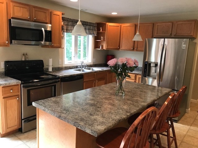 274 Dublin Road Peterborough, NH 03458 - Photo 4 of 15 Gallery Image 4