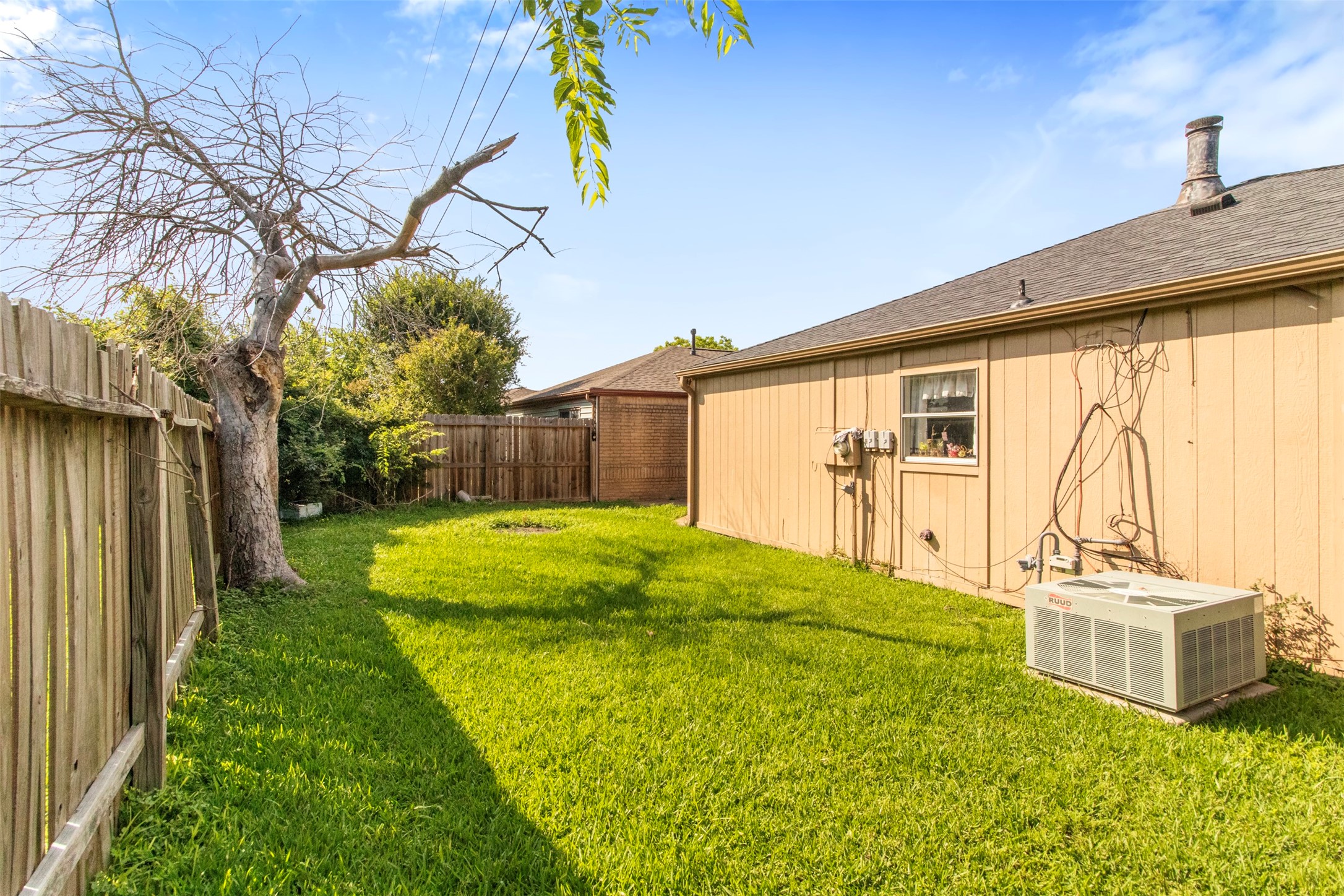 12147 Swords Creek Road Houston, TX 77067 - Photo 18 of 25