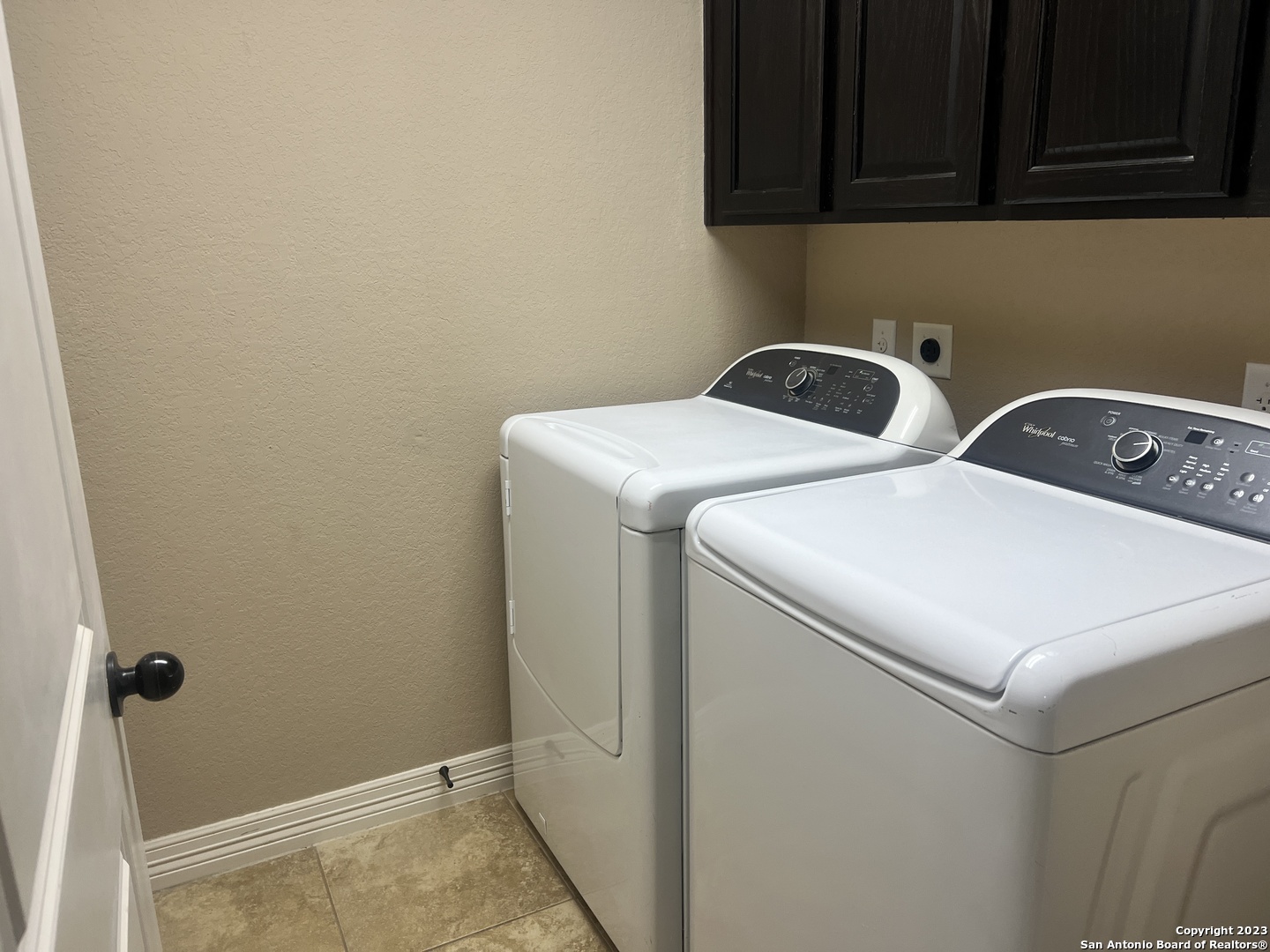 2431 Tremonto San Antonio, TX 78261 - Photo 17 of 21 a utility room with dryer and washer