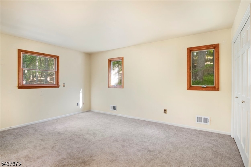 15 Burrell Road Lebanon, NJ 08833 - Photo 12 of 36