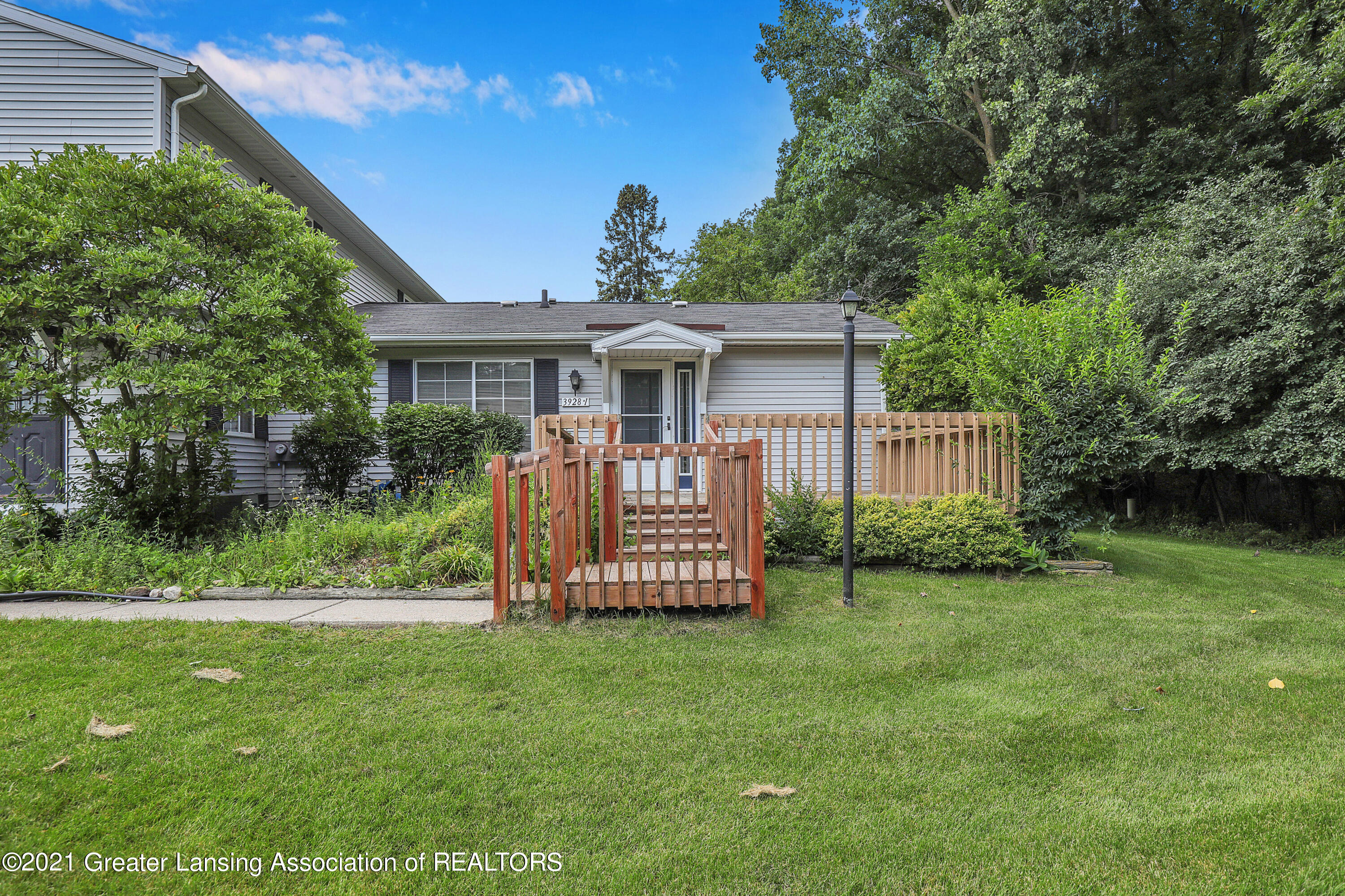3928 Hunters Ridge Drive, Unit 1 Lansing, MI 48911 - Photo 18 of 18 9I3A2309