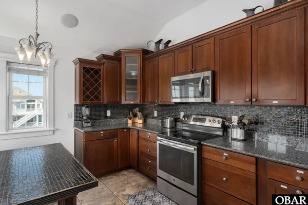 $2,295,000 | 27247 Hattie Creef Landing Court, Unit 8, Salvo, NC 27982