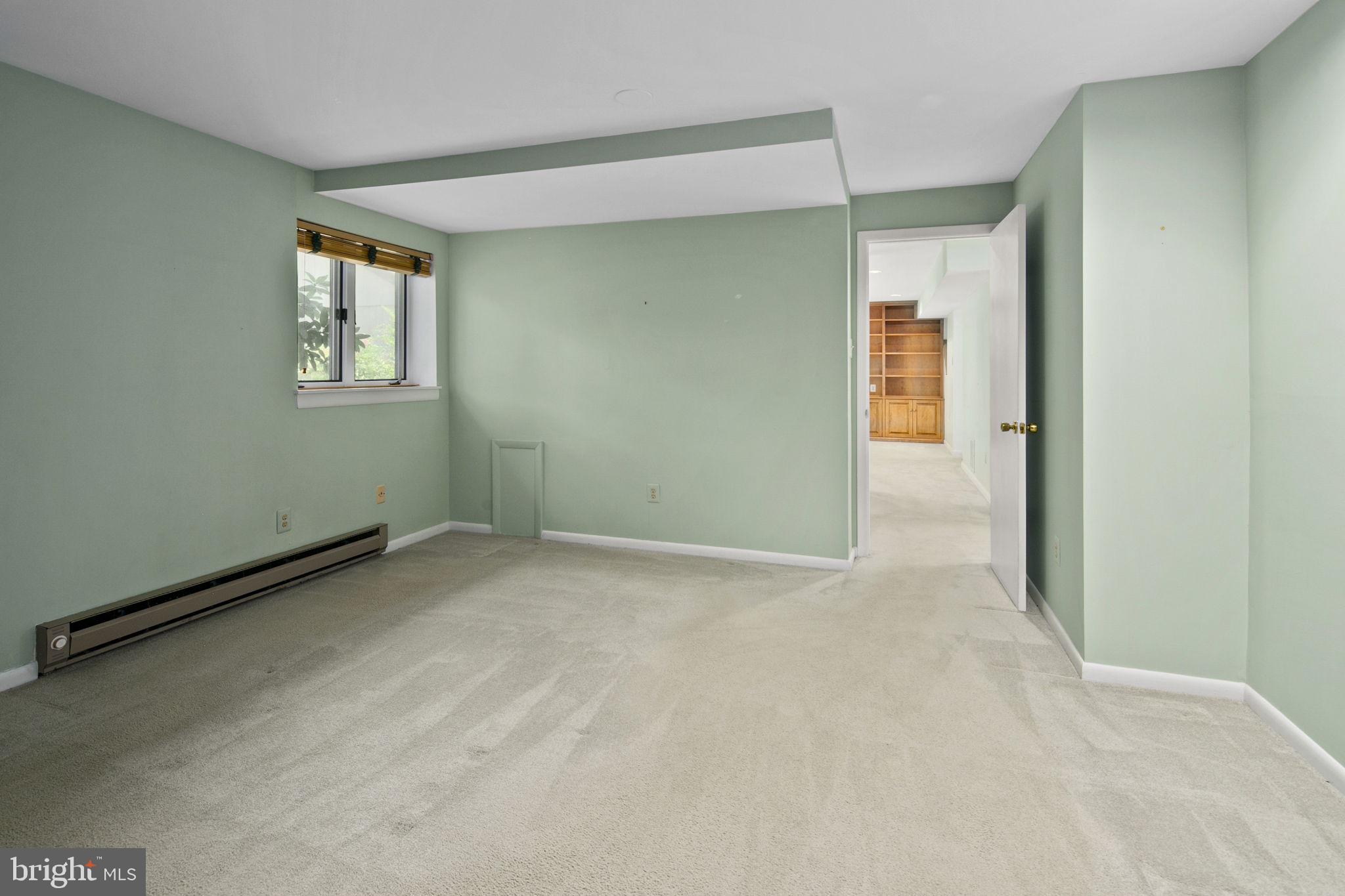 8716 Center Road Springfield, VA 22152 - Photo 33 of 43