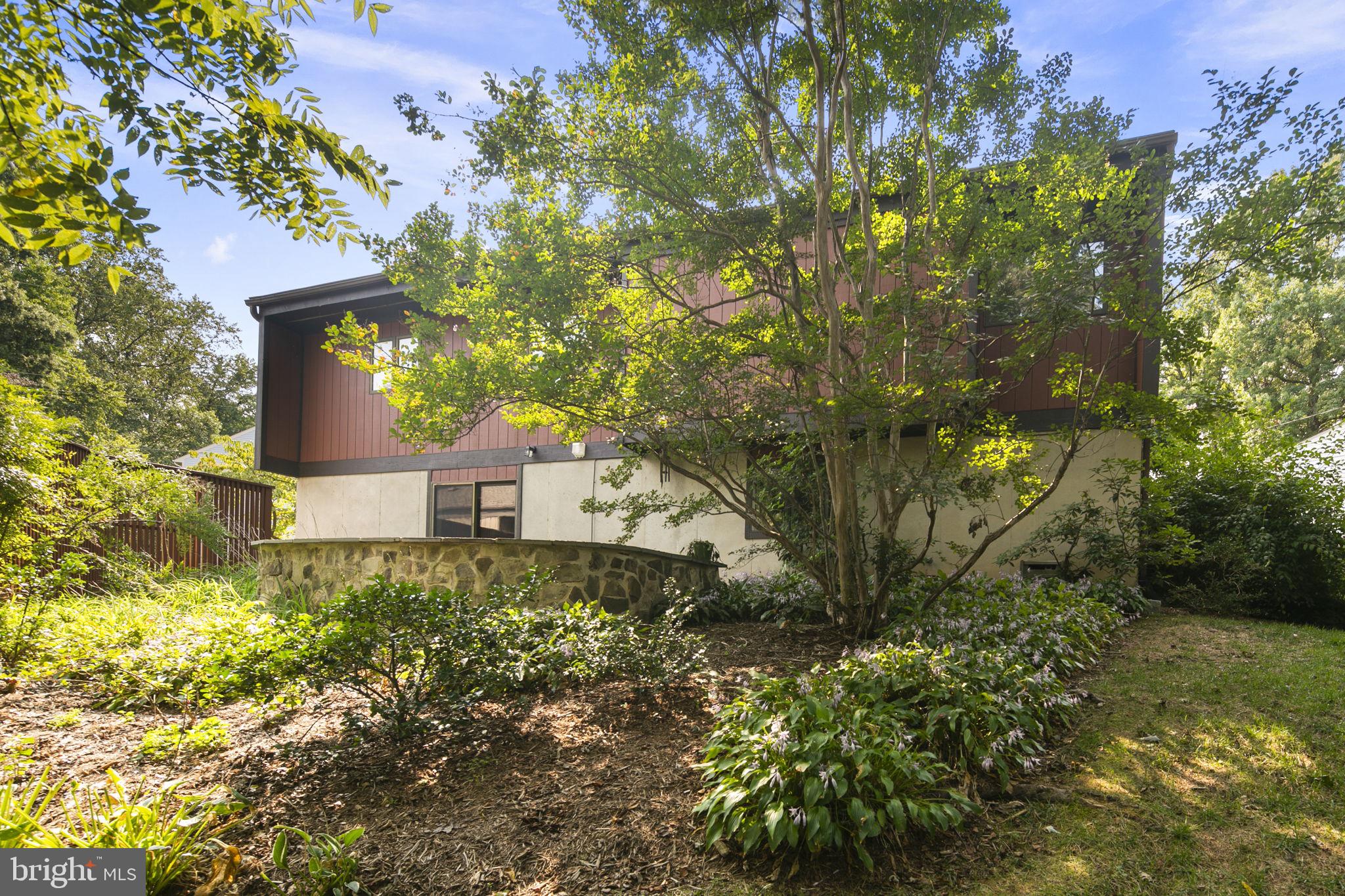 8716 Center Road Springfield, VA 22152 - Photo 40 of 43